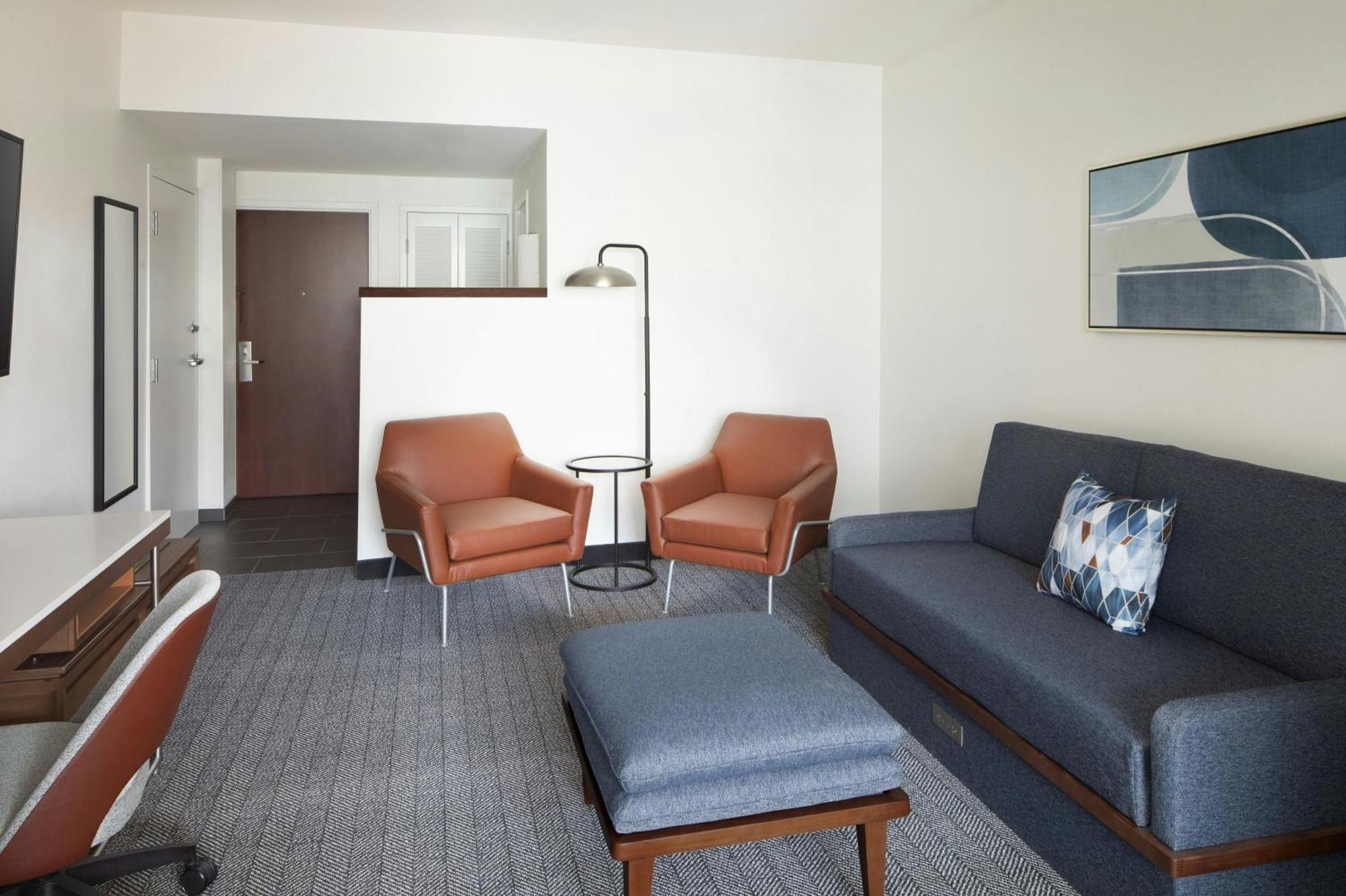 คอร์ตยาร์ด โคลัมเบีย ดาวน์ทาวน์ แอท ยูเอสซี Hotel ภายนอก รูปภาพ